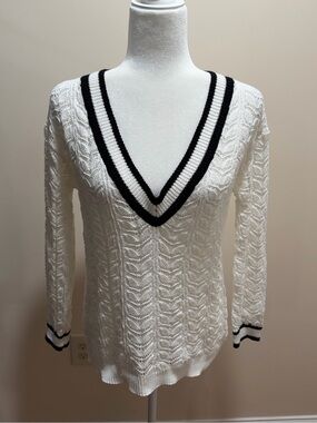 NWT Flat White Anthropologie White w Black Pointelle V Neck Sweater XXS